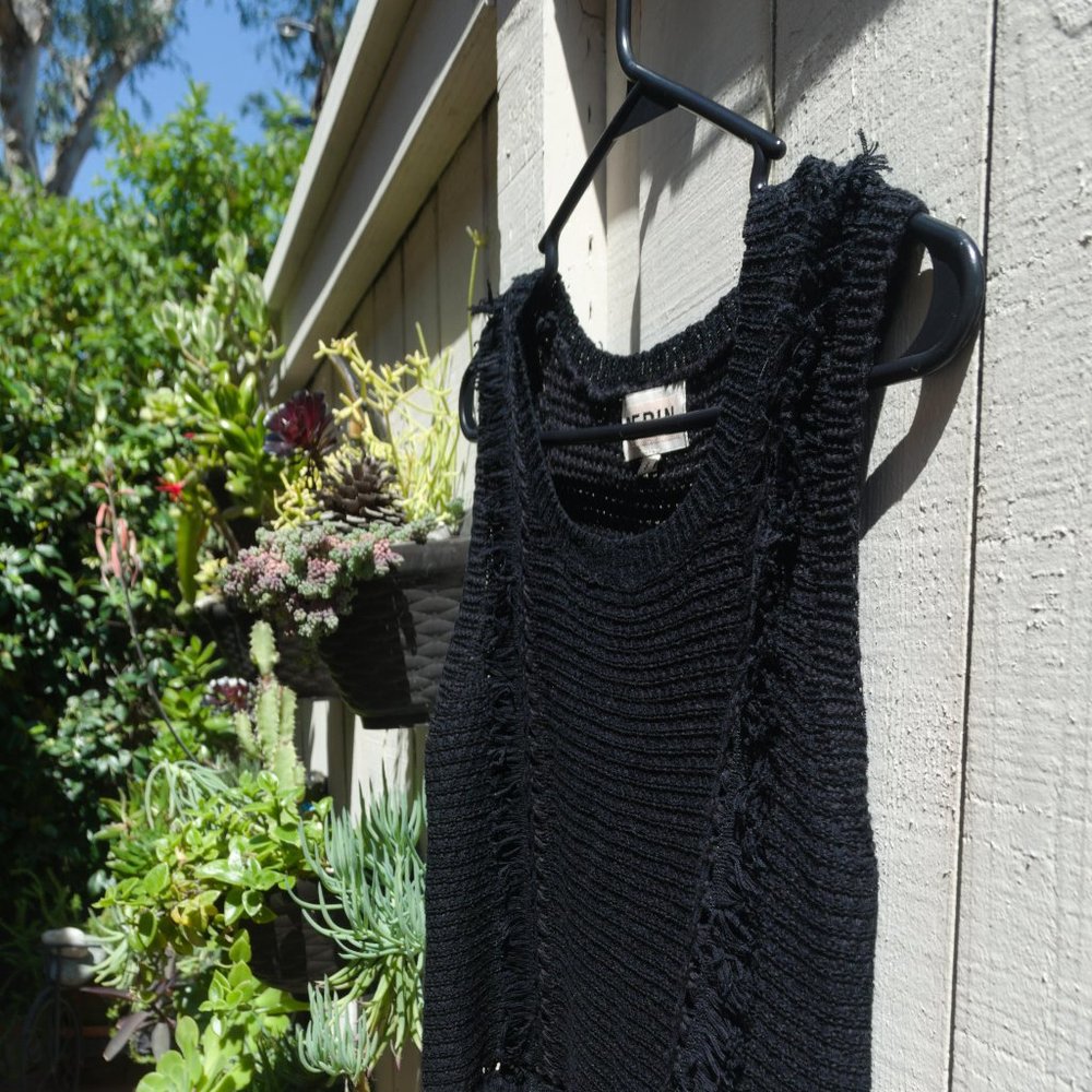 EUC Pepin Ruffled Tank Top - Picture 2 of 3